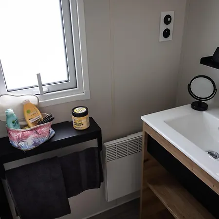 La Prairie Κάμπινγκ *